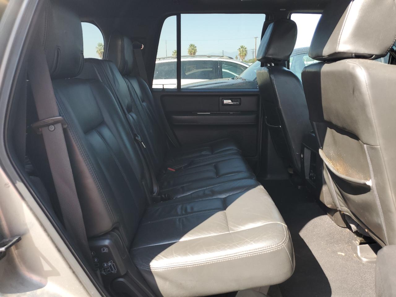 2008 Ford Expedition Xlt VIN: 1FMFU15538LA84572 Lot: 84608575