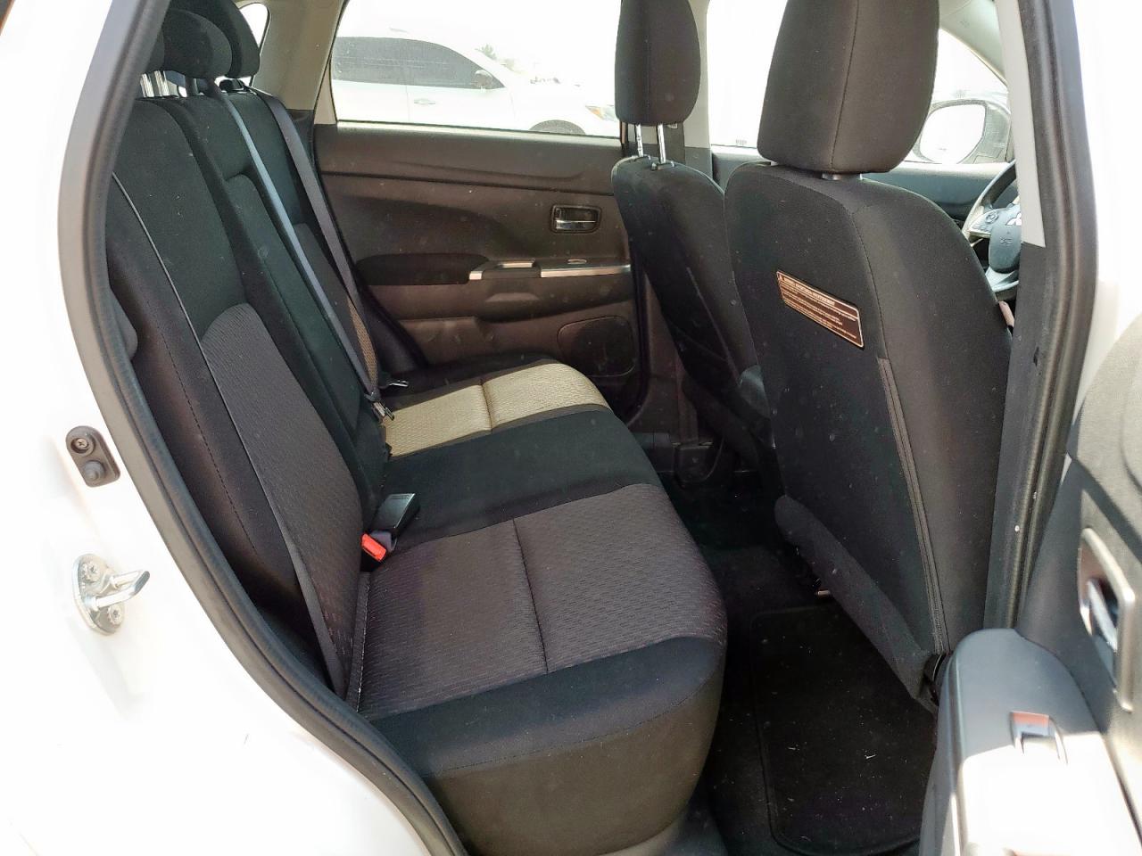 2018 Mitsubishi Outlander Sport Es VIN: JA4AP3AU4JU009422 Lot: 80372835