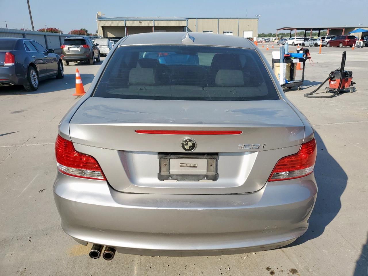 Фото: WBAUP7C58AVK76750