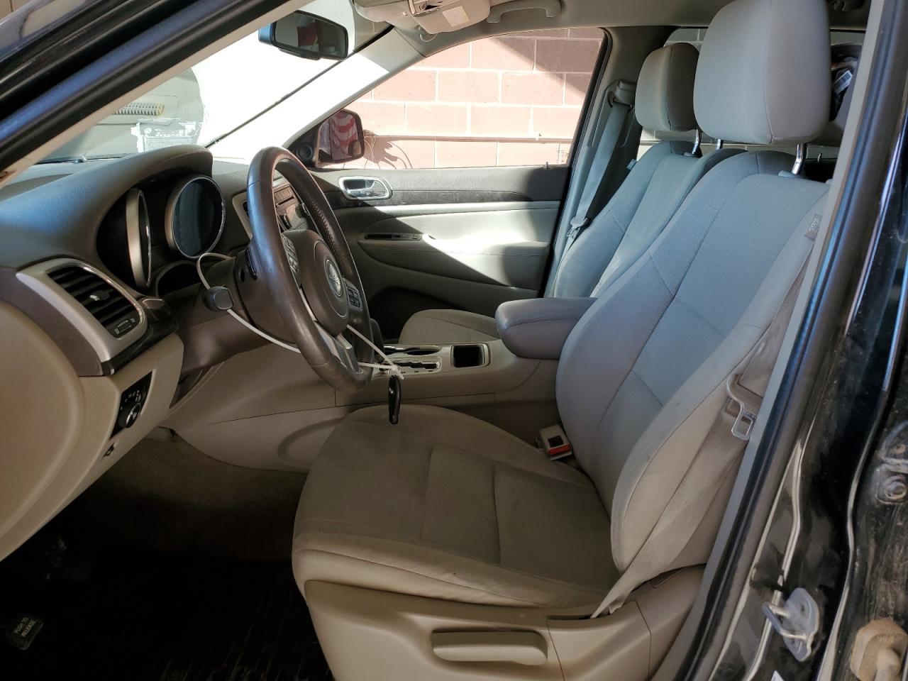 2012 Jeep Grand Cherokee Laredo VIN: 1C4RJFAG8CC184416 Lot: 84023285