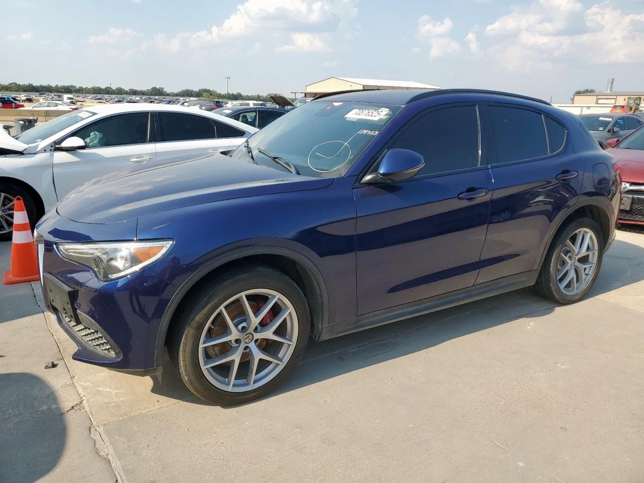 2019 Alfa Romeo Stelvio blue null gas ZASPAJAN6K7C44751 photo #1