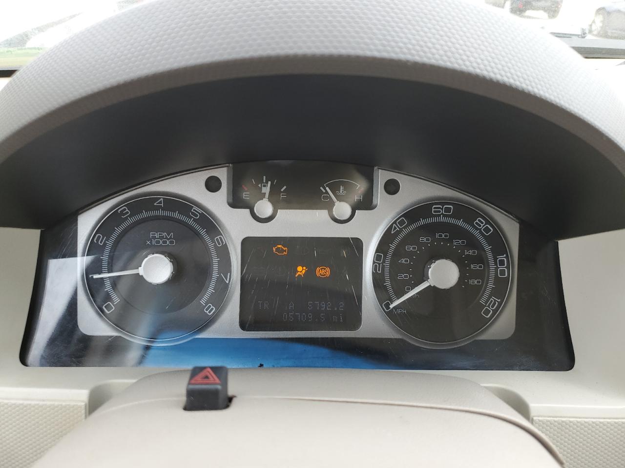 2008 Mercury Mariner VIN: 4M2CU81Z38KJ43743 Lot: 71131095