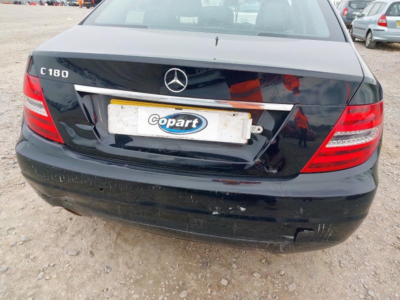 2013 MERCEDES-BENZ C CLASS C180 BLUEEFFICIENCY EXECUTIVE SE 4DR AUTO