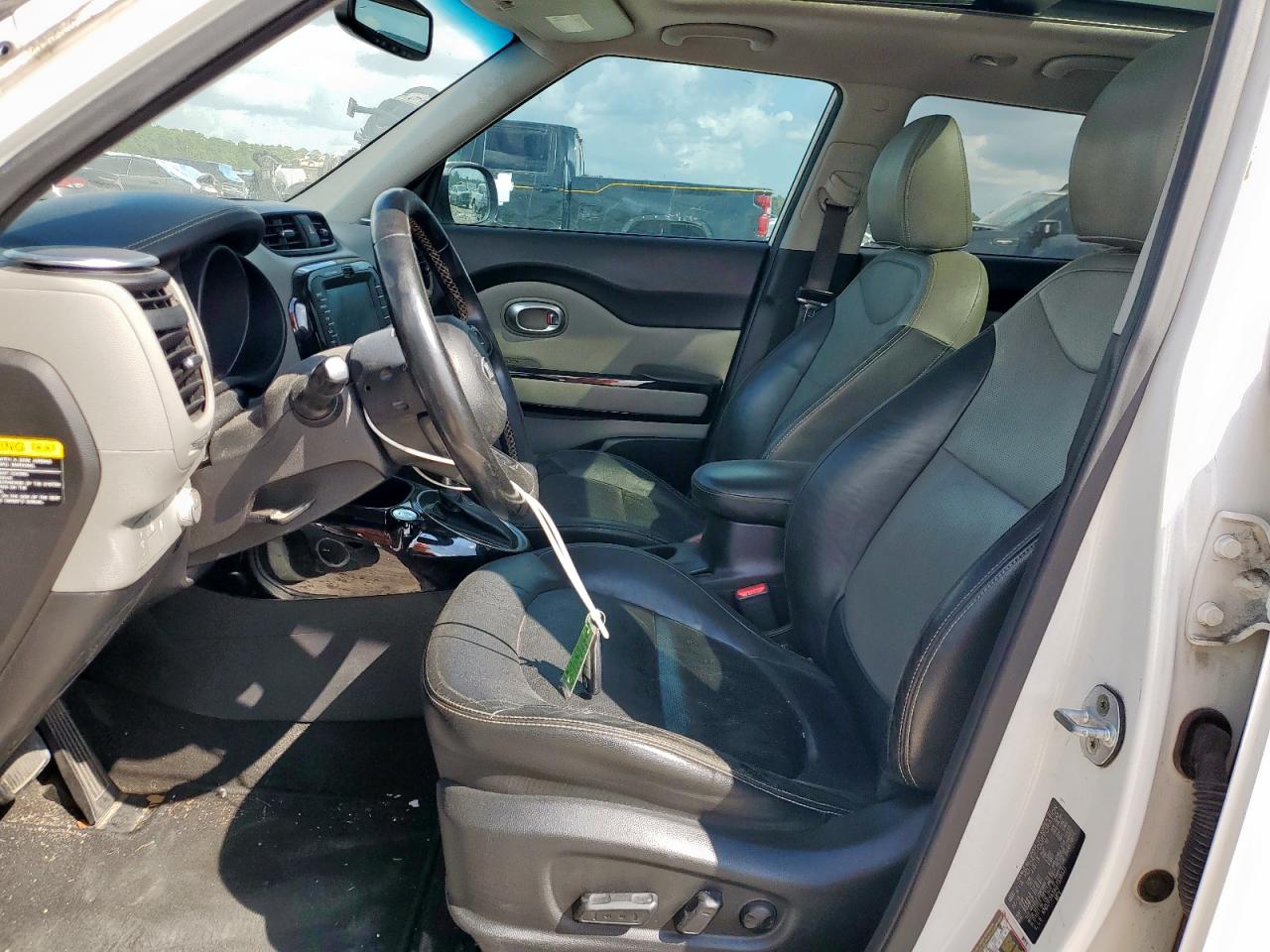 2016 Kia Soul + VIN: KNDJP3A5XG7338521 Lot: 81675145