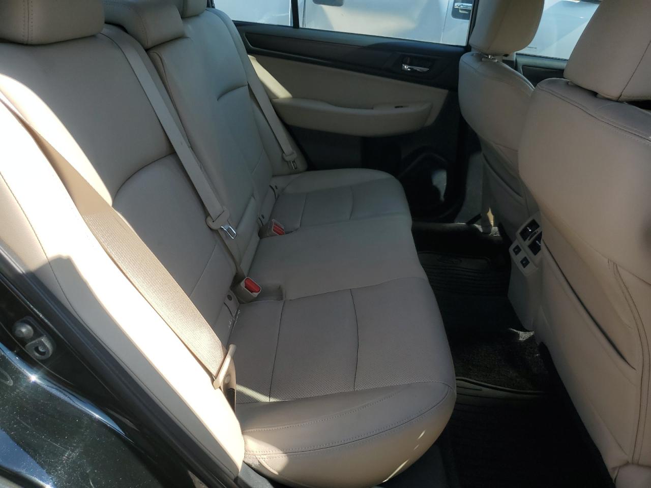 2015 Subaru Legacy 2.5I Limited VIN: 4S3BNBJ6XF3033765 Lot: 83867245