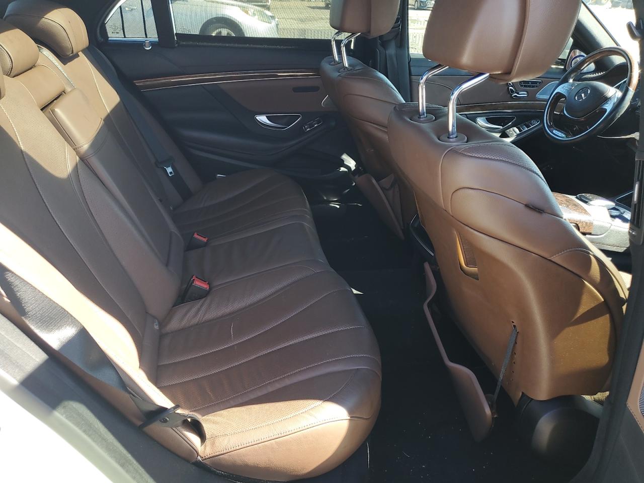 2015 Mercedes-Benz S 550 VIN: WDDUG8CB3FA121364 Lot: 83828375