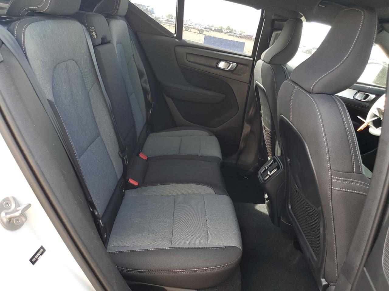 2024 Volvo Xc40 Core VIN: YV4L12UK1R2206170 Lot: 81680545