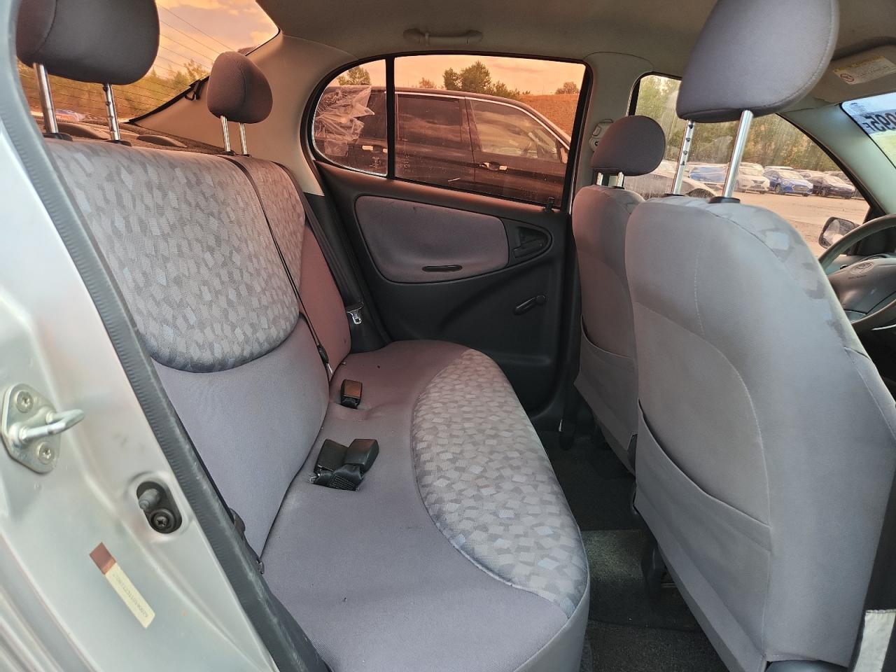 2001 Toyota Echo VIN: JTDBT123110190079 Lot: 71868995