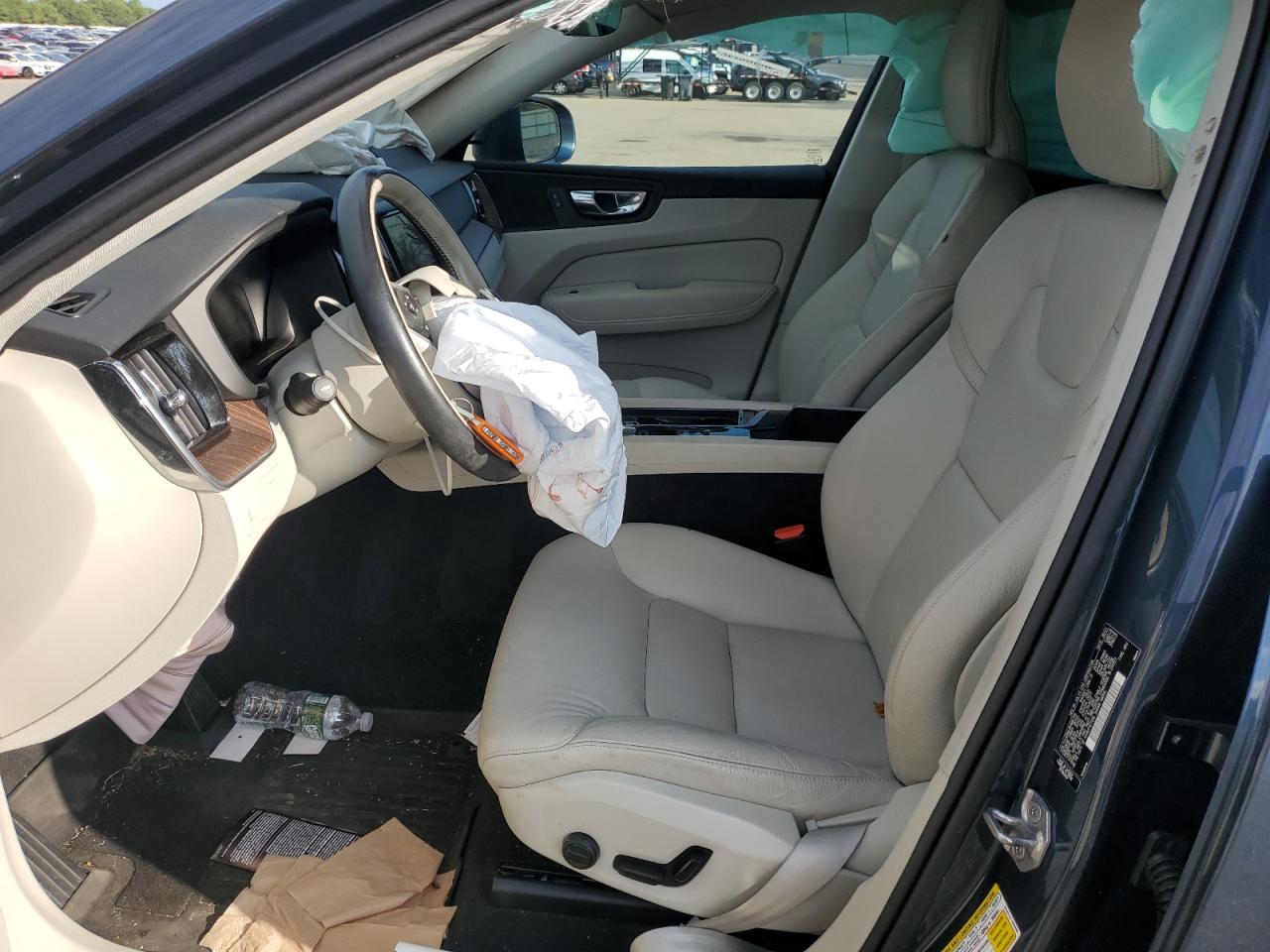 2021 Volvo Xc60 T5 Momentum VIN: YV4102RK9M1887115 Lot: 80465795