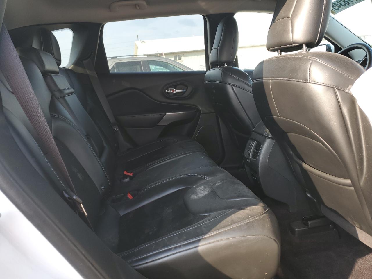 2019 Jeep Cherokee Latitude Plus VIN: 1C4PJMLN8KD117007 Lot: 80778345