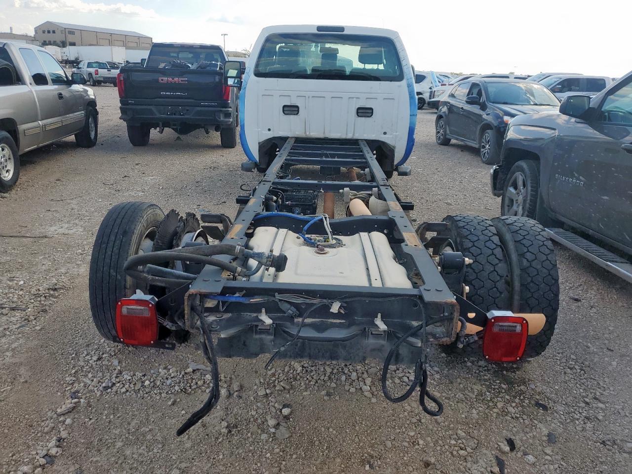 2016 Ford F550 Super Duty VIN: 1FDUF5GY3GEA66950 Lot: 70427495