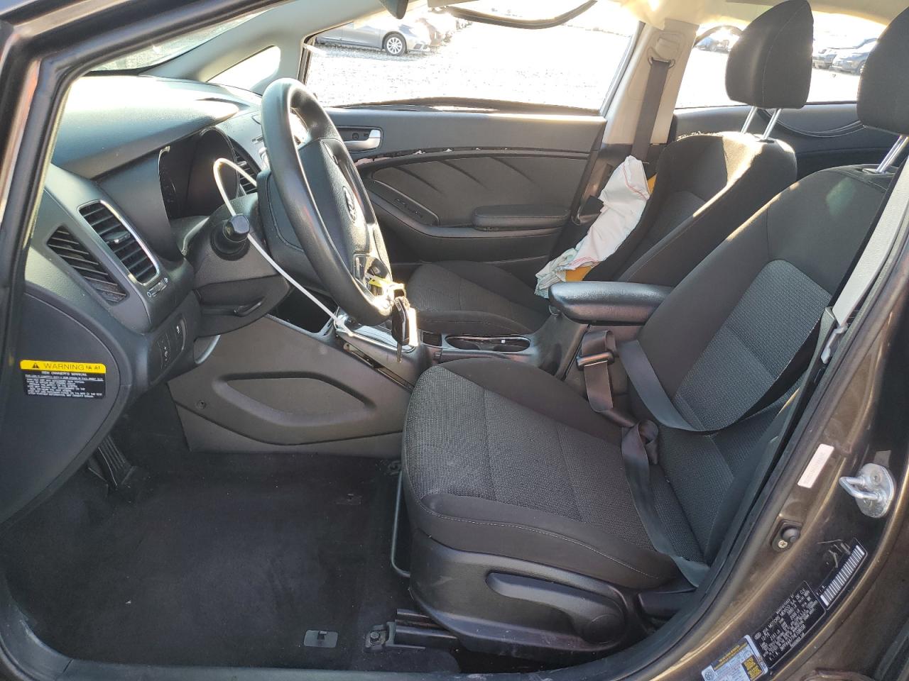 2017 Kia Forte Lx VIN: 3KPFK4A77HE108058 Lot: 71829745