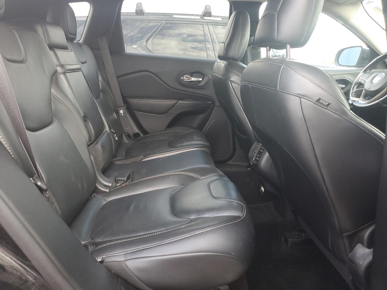 2015 Jeep Cherokee Limited VIN: 1C4PJMDSXFW729241 Lot: 84001995