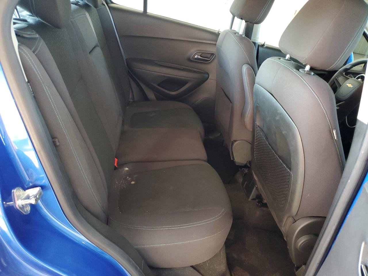 2016 Chevrolet Trax Ls VIN: KL7CJKSB4GB663068 Lot: 81013075