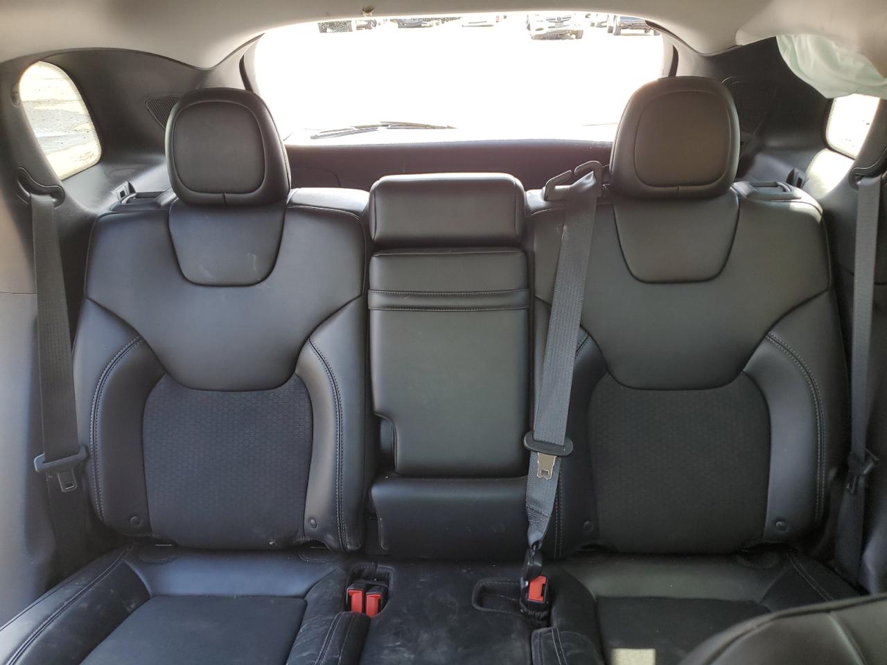 2019 Jeep Cherokee Latitude Plus VIN: 1C4PJMLX1KD271379 Lot: 72073975