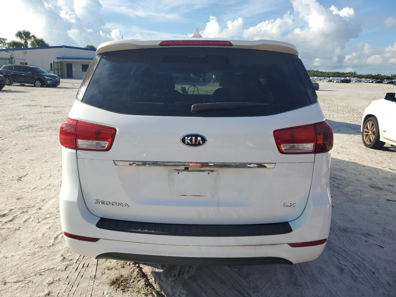 2018 Kia Sedona Lx VIN: KNDMB5C17J6373578 Lot: 81616315