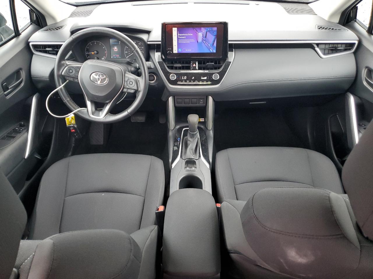 2023 Toyota Corolla Cross Le VIN: 7MUCAAAG8PV040741 Lot: 81184045