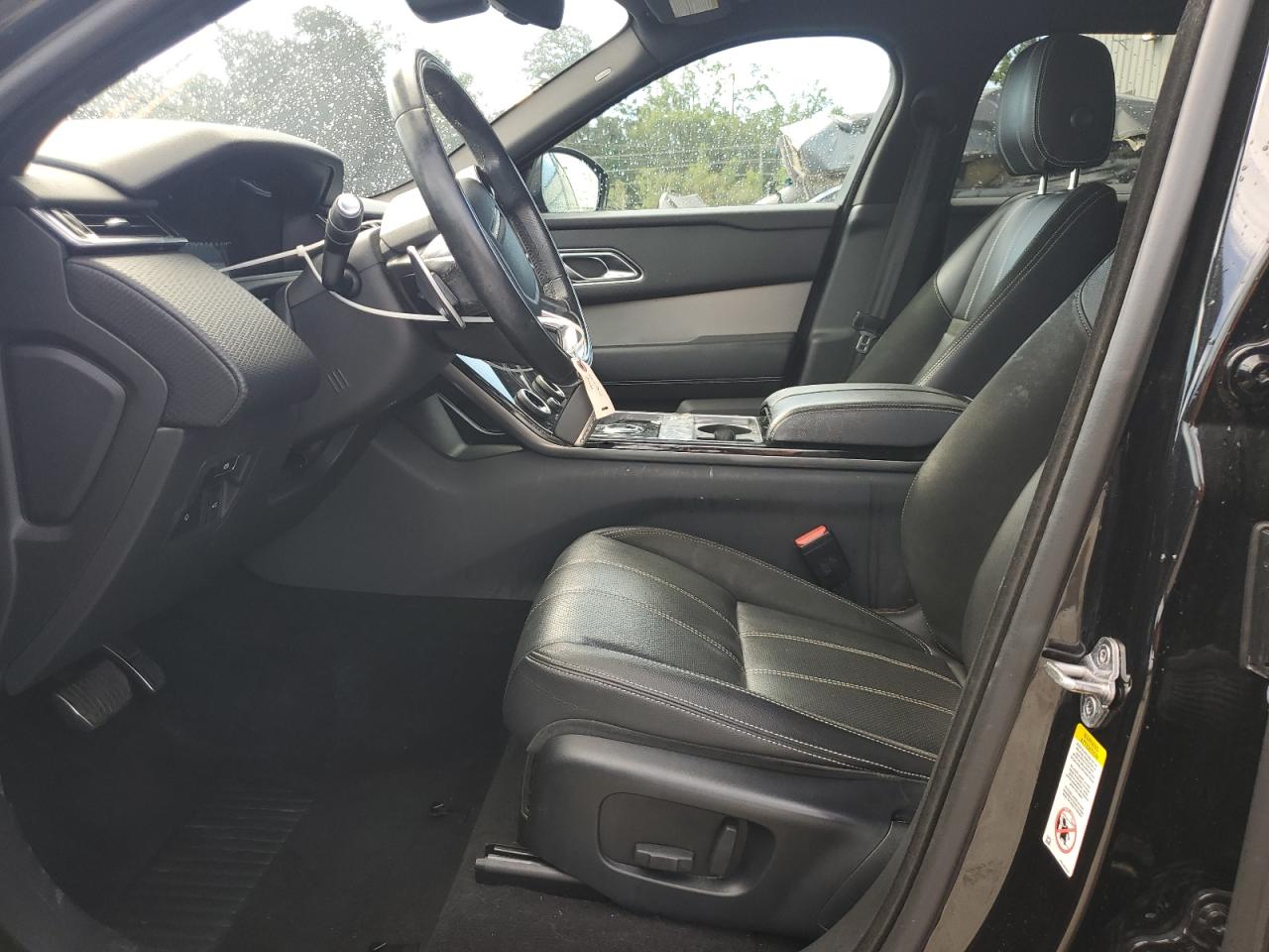 2018 Land Rover Range Rover Velar R-Dynamic Se VIN: SALYL2RXXJA739659 Lot: 84208865