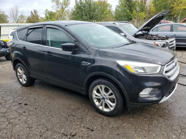 Паркетники FORD ESCAPE 2017 Черный