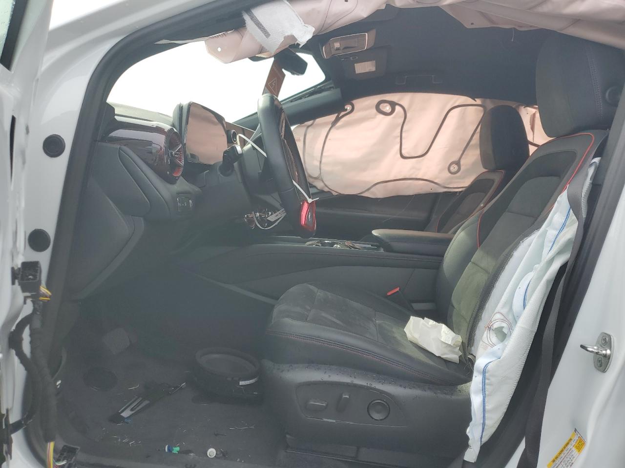 2024 Chevrolet Blazer Rs VIN: 3GNKDCRJ8RS183414 Lot: 82107225