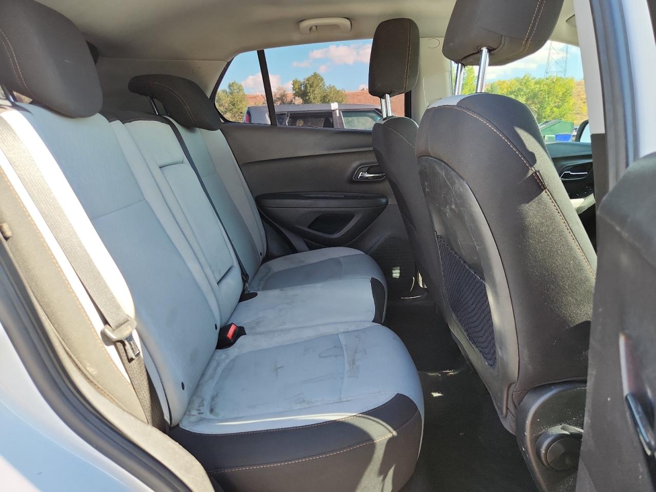 2018 Chevrolet Trax Ls VIN: 3GNCJKSB4JL419047 Lot: 82072365