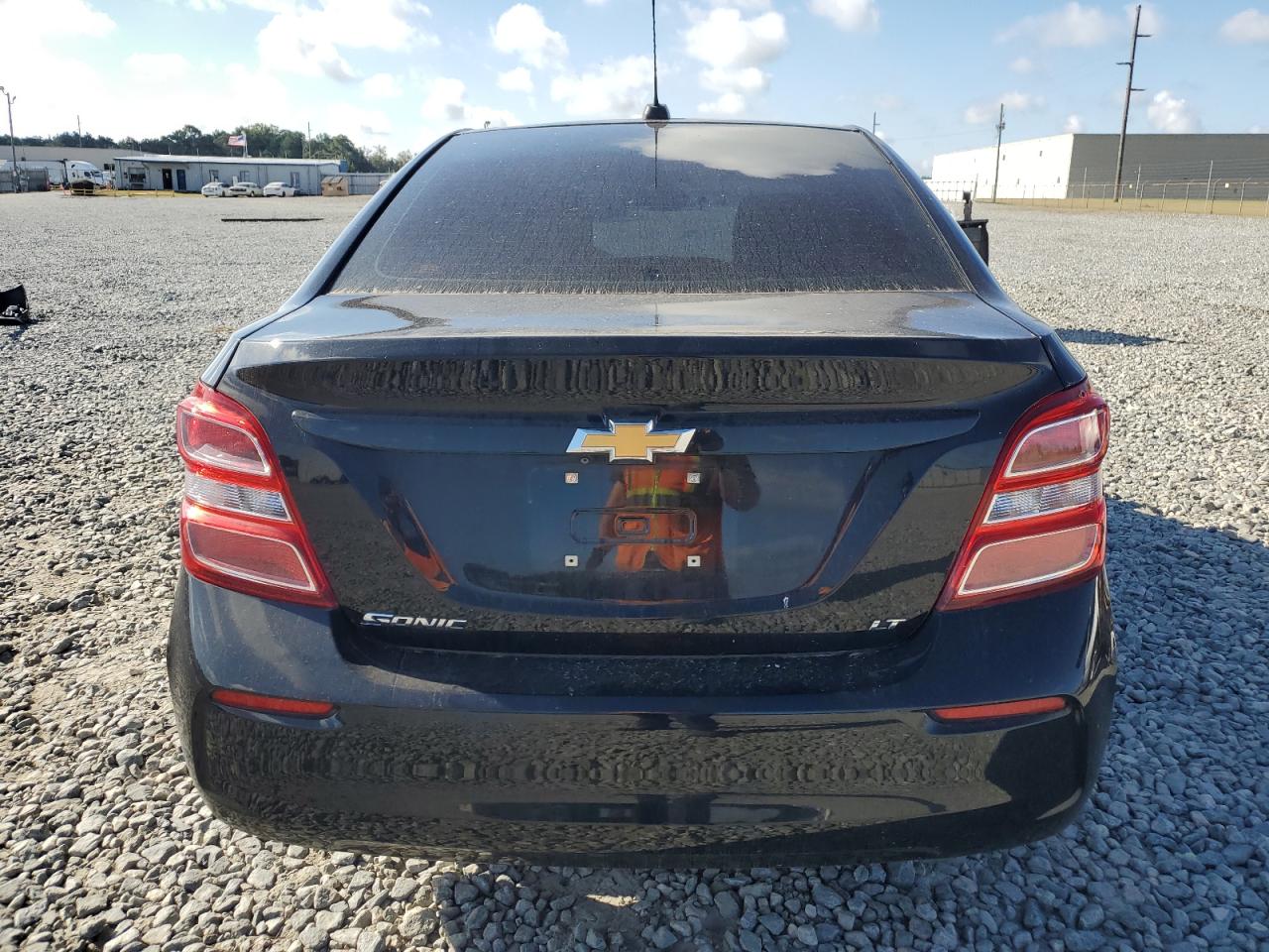 2020 Chevrolet Sonic Lt VIN: 1G1JD5SB3L4122331 Lot: 81777465