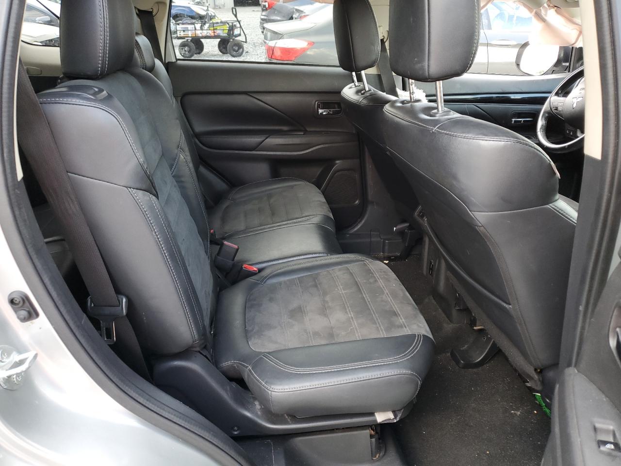 2020 Mitsubishi Outlander Se VIN: JA4AD3A30LZ043735 Lot: 83865975