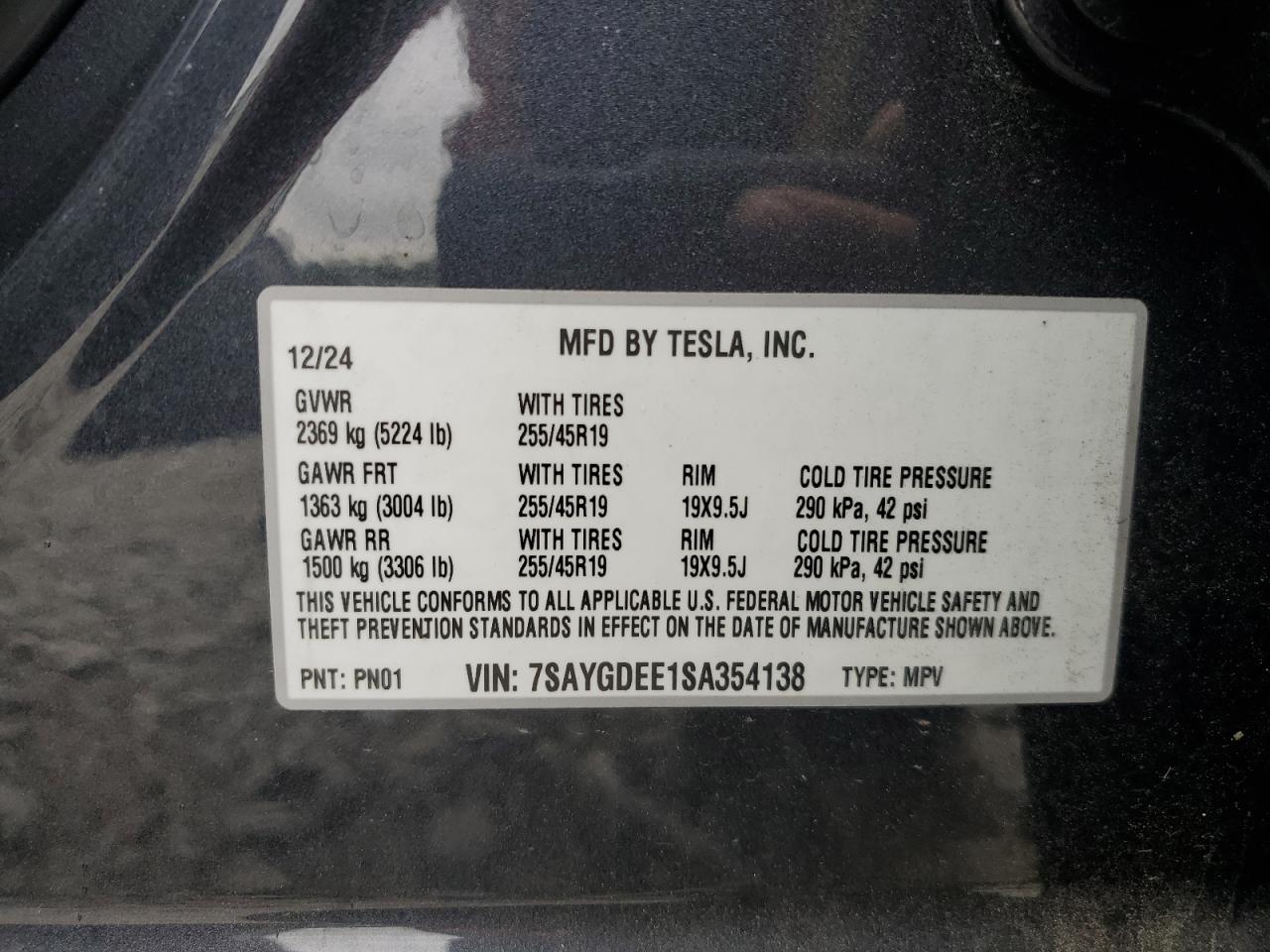 2025 Tesla Model Y VIN: 7SAYGDEE1SA354138 Lot: 72039235