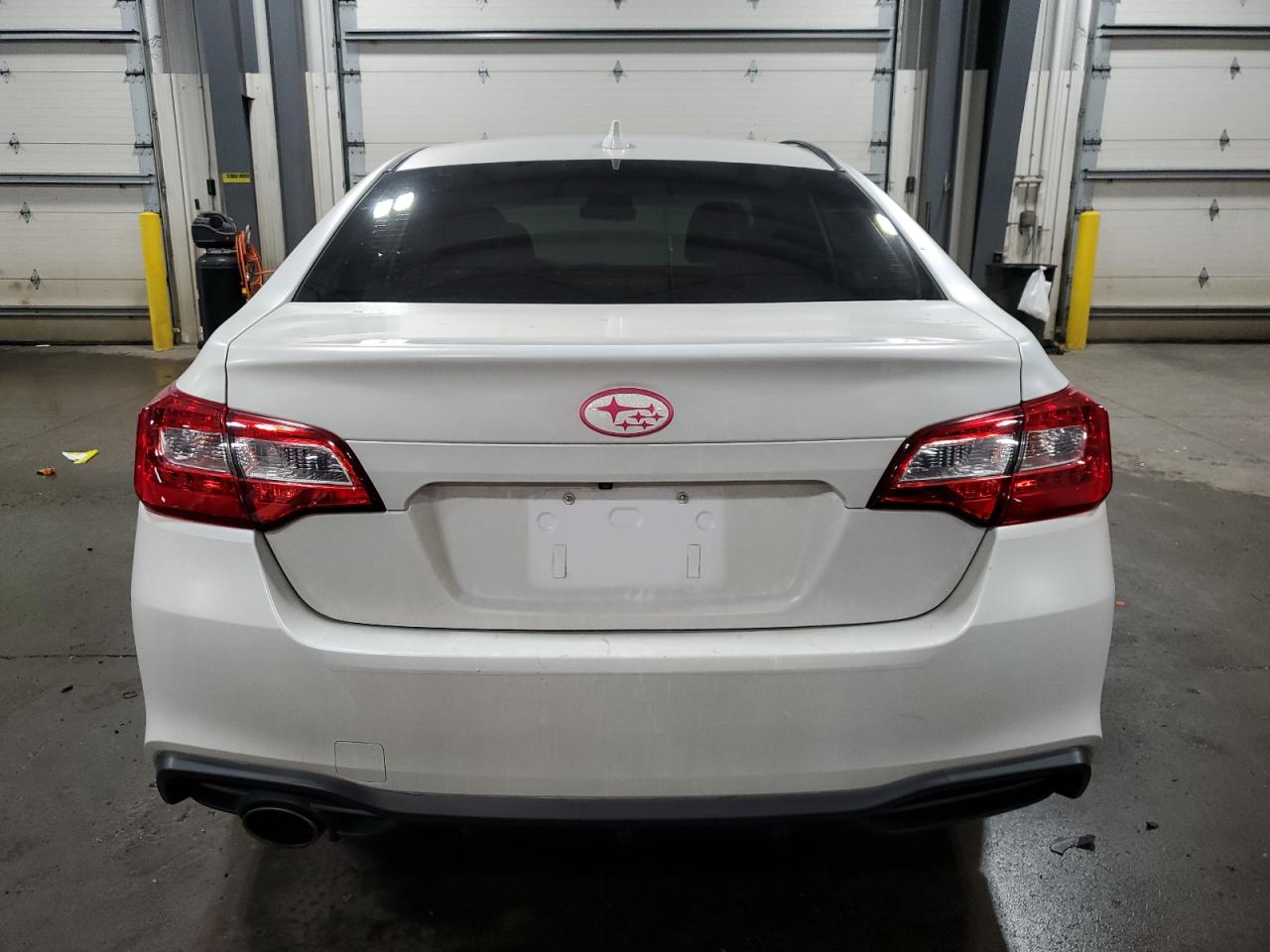 2018 Subaru Legacy 2.5I Premium VIN: 4S3BNAC63J3044624 Lot: 80642795