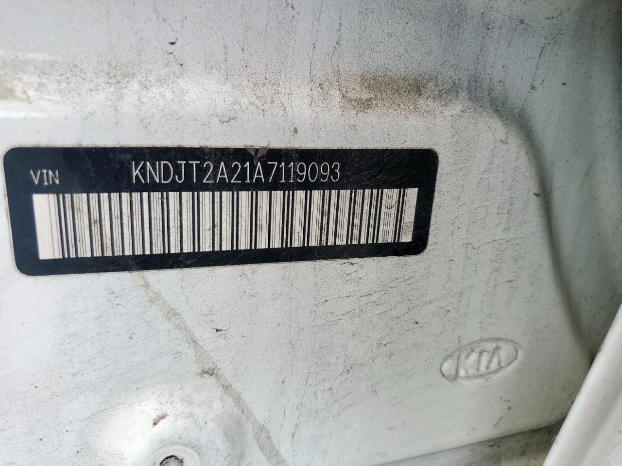 2010 Kia Soul + VIN: KNDJT2A21A7119093 Lot: 80805835