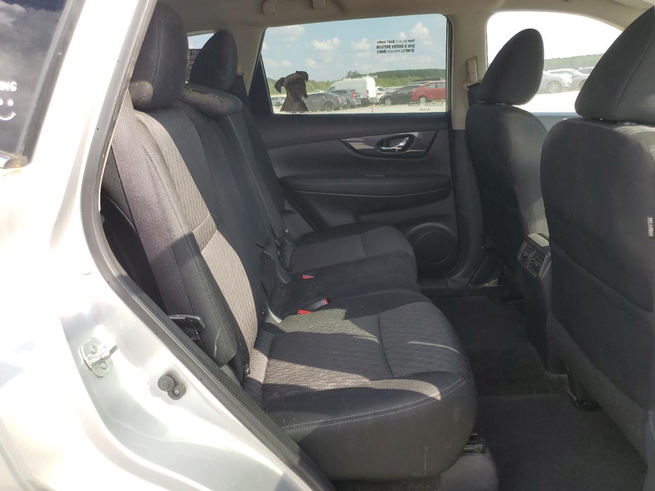 2018 Nissan Rogue S VIN: KNMAT2MV8JP589823 Lot: 83871175