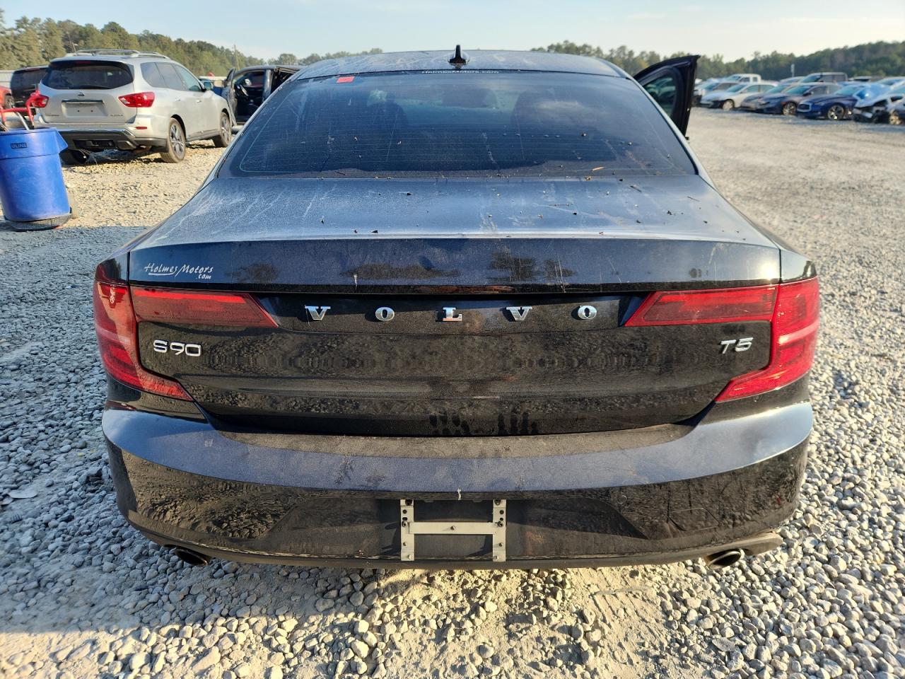 2018 Volvo S90 T5 Momentum VIN: LVY982AK8JP038671 Lot: 83830245