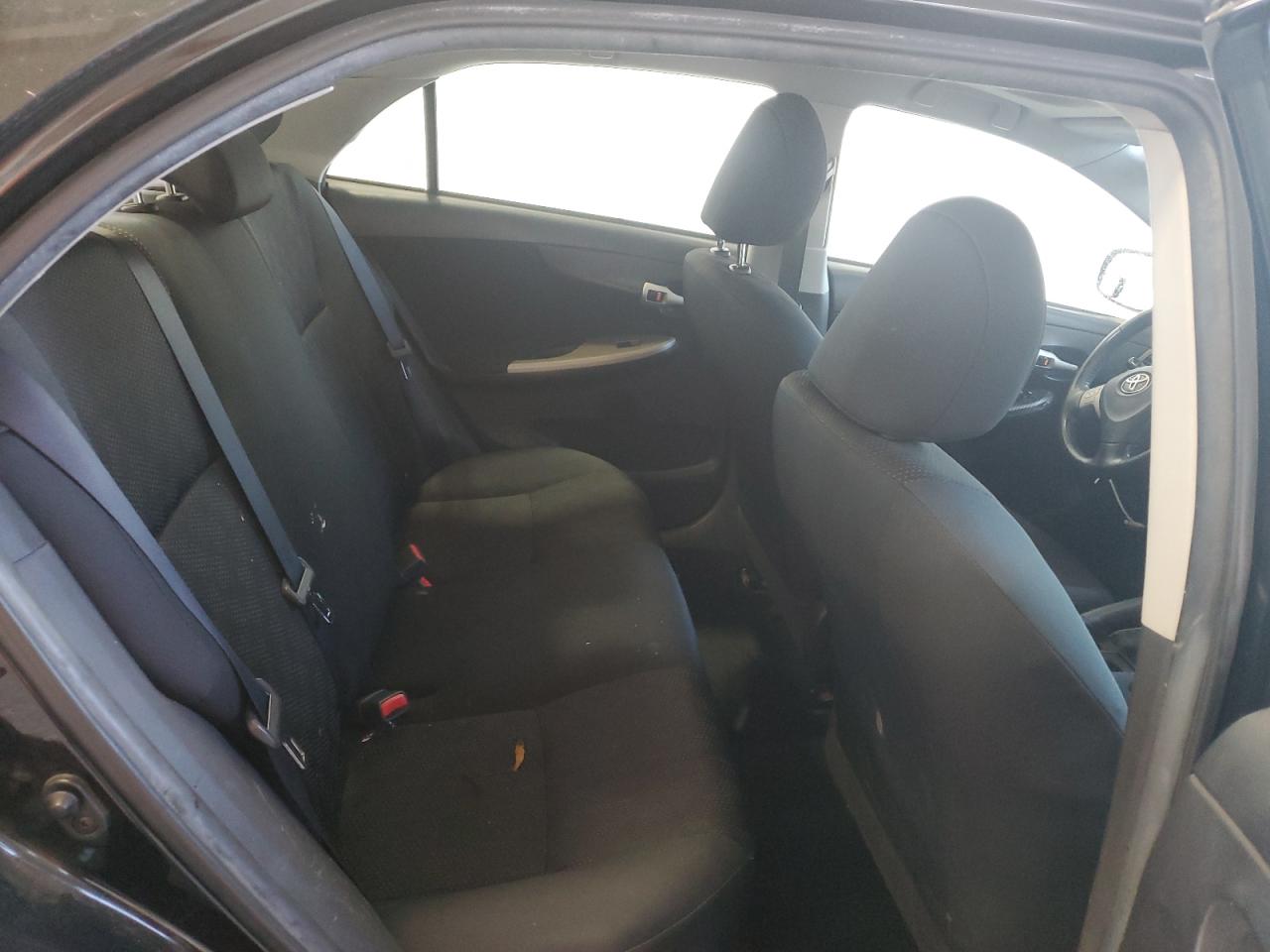 2010 Toyota Corolla Base VIN: 1NXBU4EE3AZ353444 Lot: 82117935