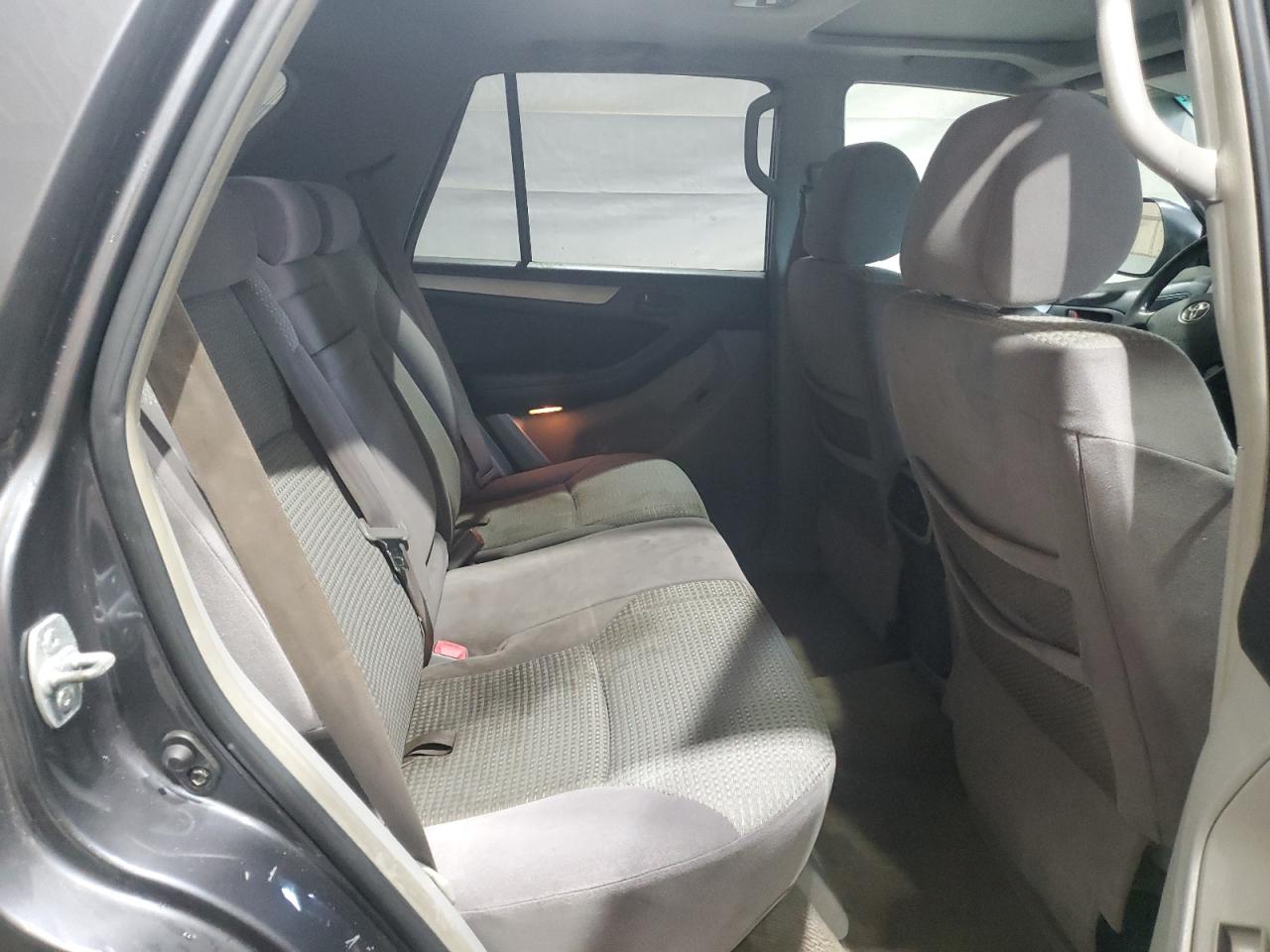 2005 Toyota 4Runner Sr5 VIN: JTEBT14RX58018637 Lot: 71035975