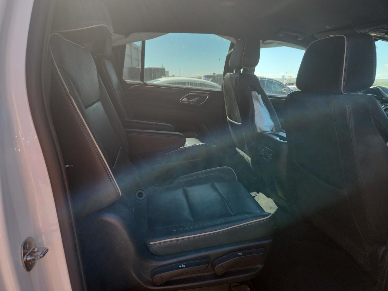 2023 Chevrolet Suburban C1500 Premier VIN: 1GNSCFKD3PR144710 Lot: 81132735