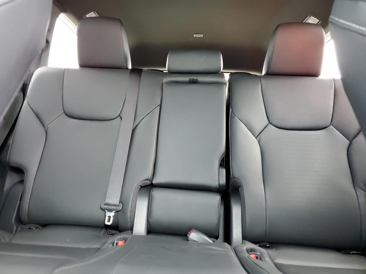 2025 Lexus Tx 350 Base VIN: 5TDAAAB63SS033552 Lot: 81344955