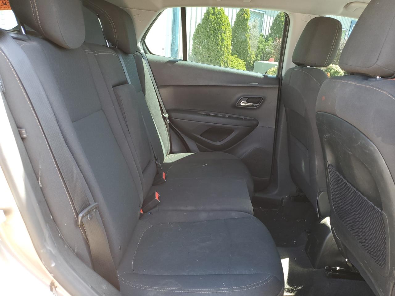 2018 Chevrolet Trax Ls VIN: 3GNCJKSB0JL360692 Lot: 83869195