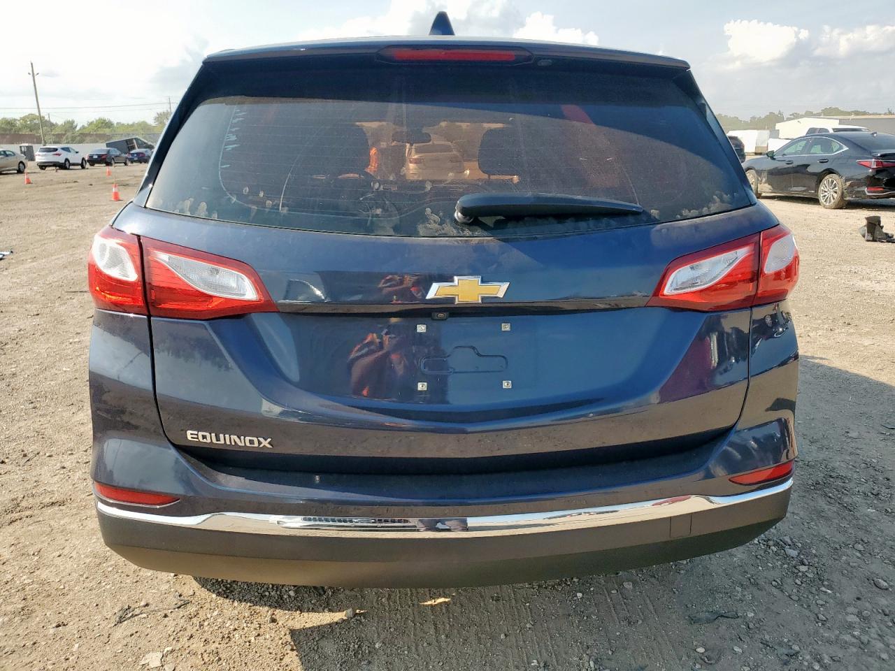 2018 Chevrolet Equinox Ls VIN: 3GNAXHEV6JS576812 Lot: 71661405