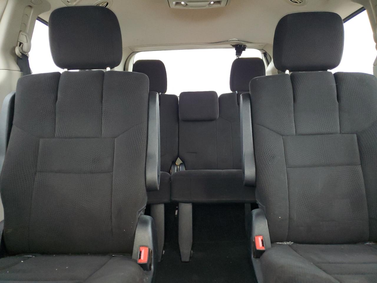 2011 Chrysler Town & Country Touring VIN: 2A4RR5DG4BR770898 Lot: 82034795