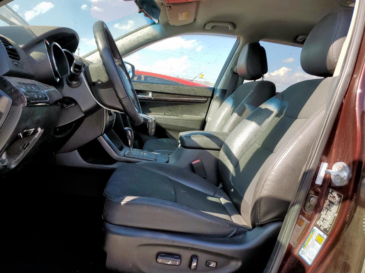 2011 Kia Sorento Ex VIN: 5XYKU3A16BG033703 Lot: 81505975