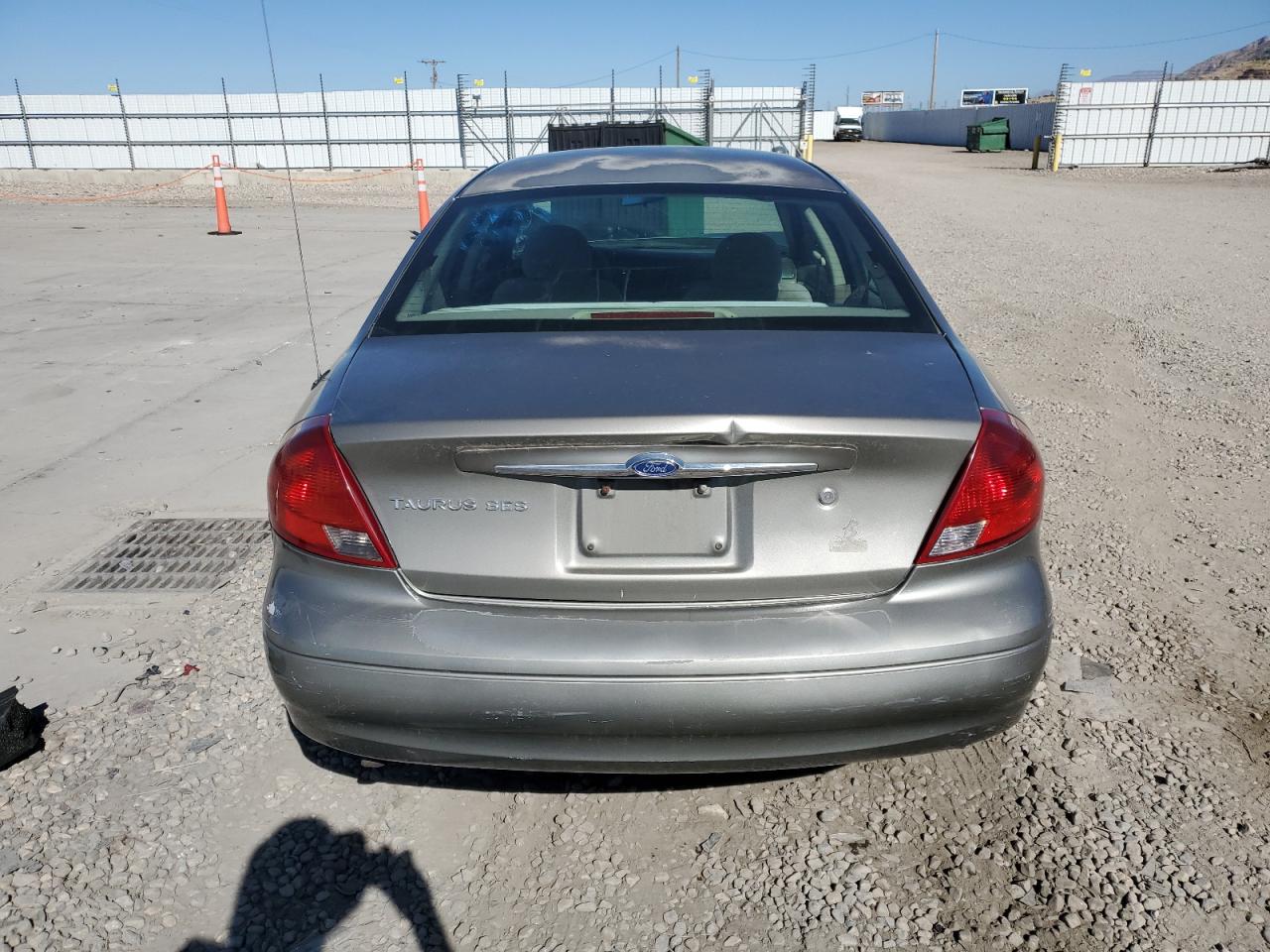 2002 Ford Taurus Ses VIN: 1FAFP55222G233035 Lot: 81814165