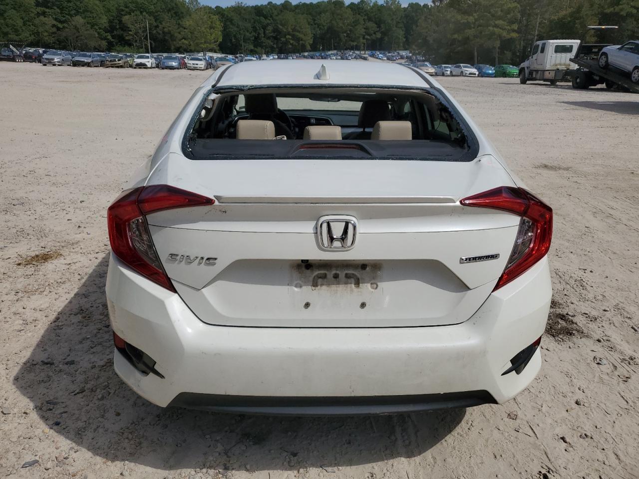 2018 Honda Civic Touring VIN: 2HGFC1F92JH641744 Lot: 71281405