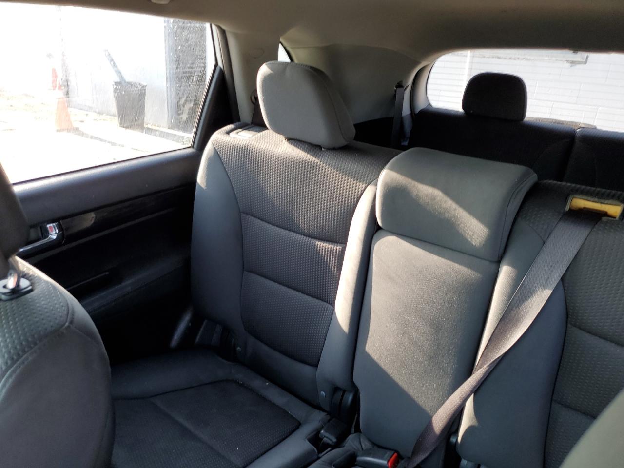 2011 Kia Sorento Base VIN: 5XYKTDA17BG077959 Lot: 81502325