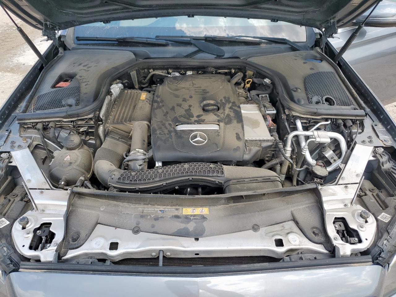 2018 Mercedes-Benz E 300 VIN: WDDZF4JB4JA384525 Lot: 71120155