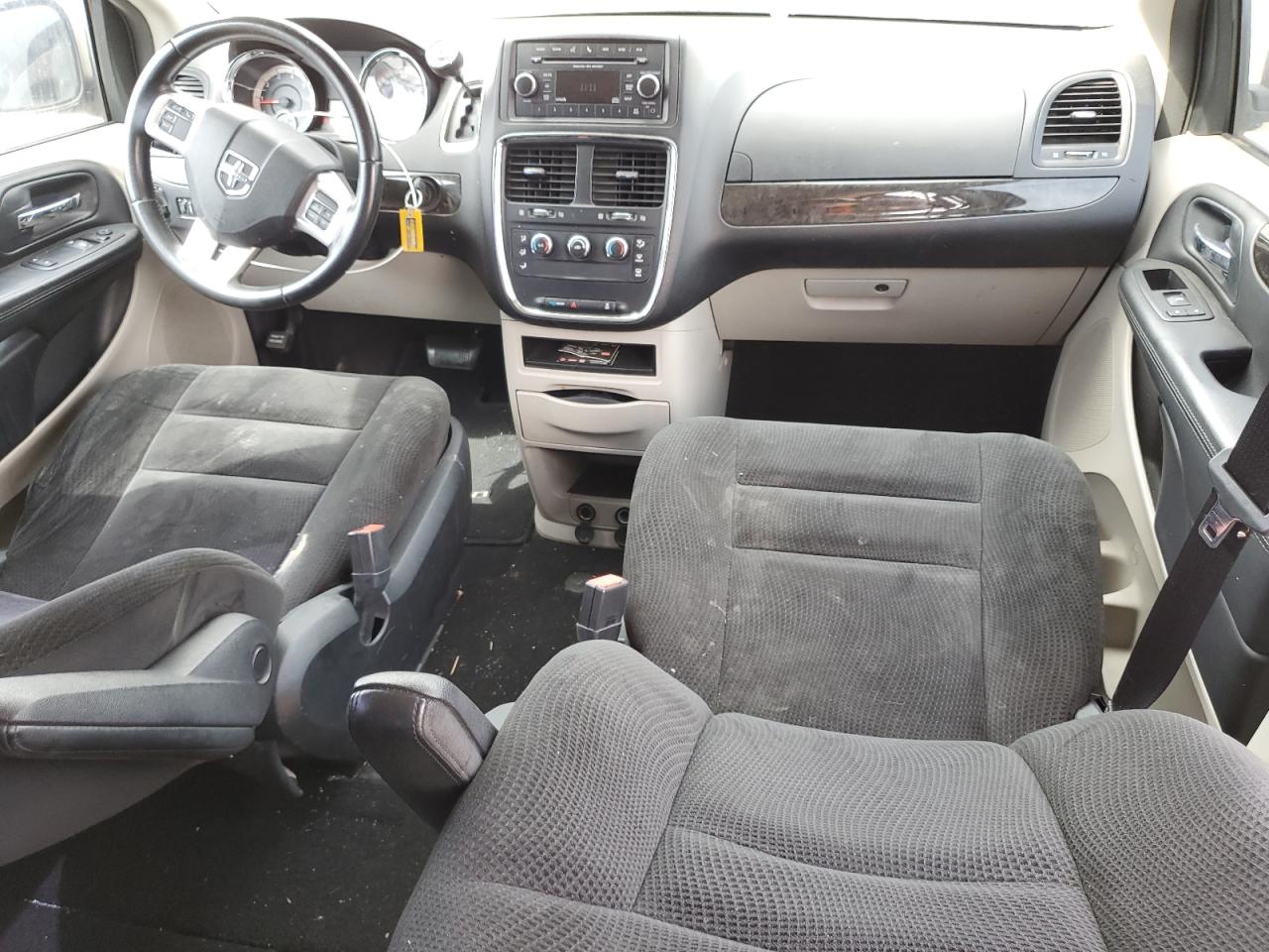 2016 Dodge Grand Caravan Se VIN: 2C4RDGBG6GR237056 Lot: 81151145