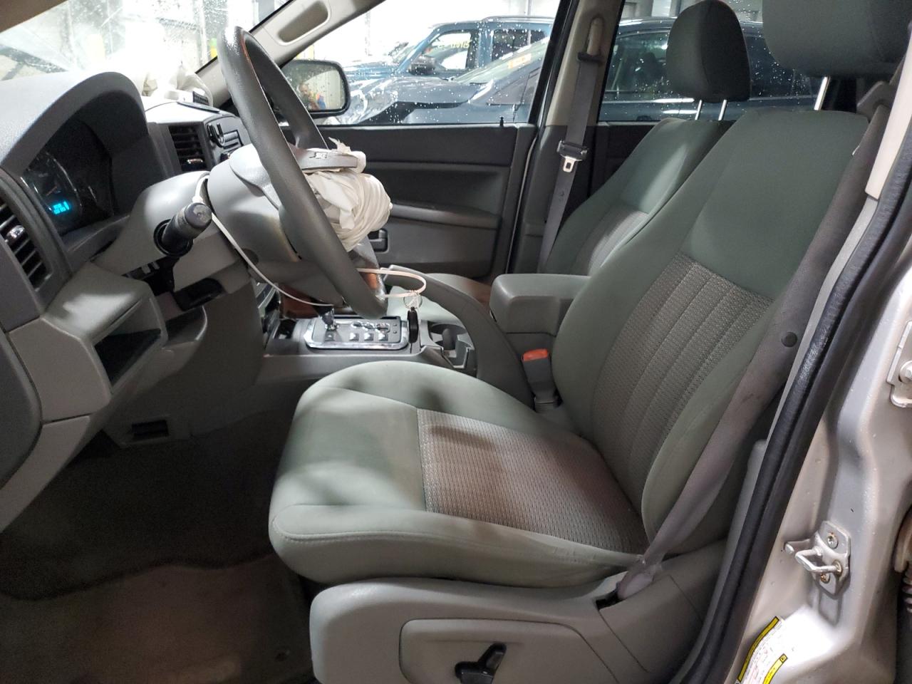 2007 Jeep Grand Cherokee Laredo VIN: 1J8GR48K67C681543 Lot: 84028475