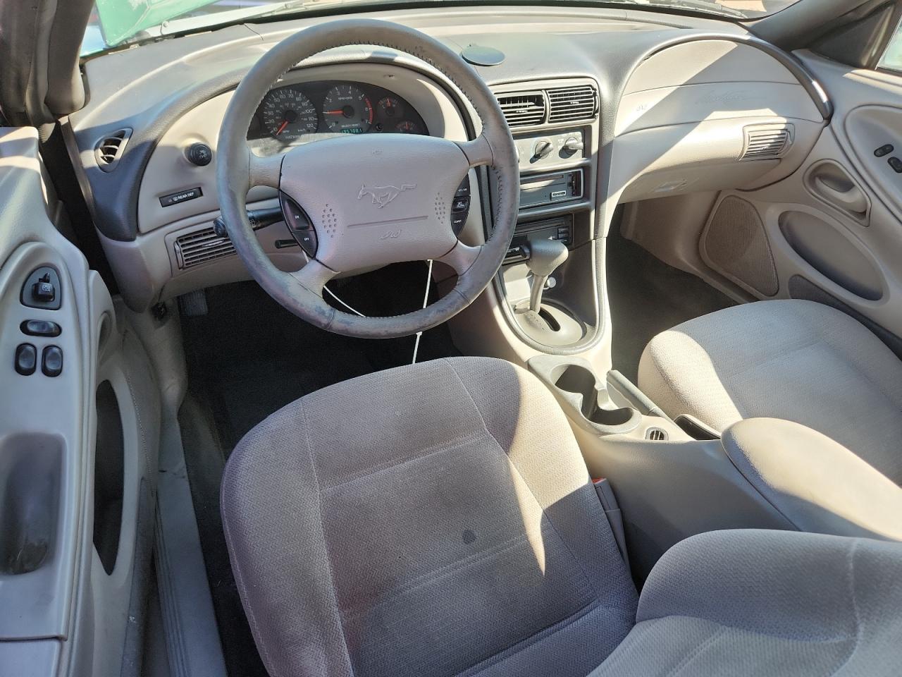 2000 Ford Mustang VIN: 1FAFP4043YF141367 Lot: 81306265