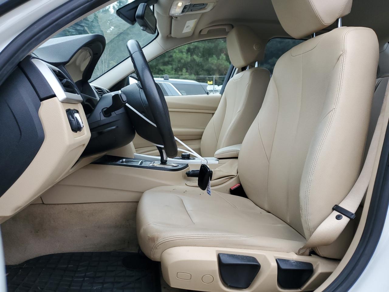 2016 BMW 320 I VIN: WBA8A9C50GK619026 Lot: 80524425