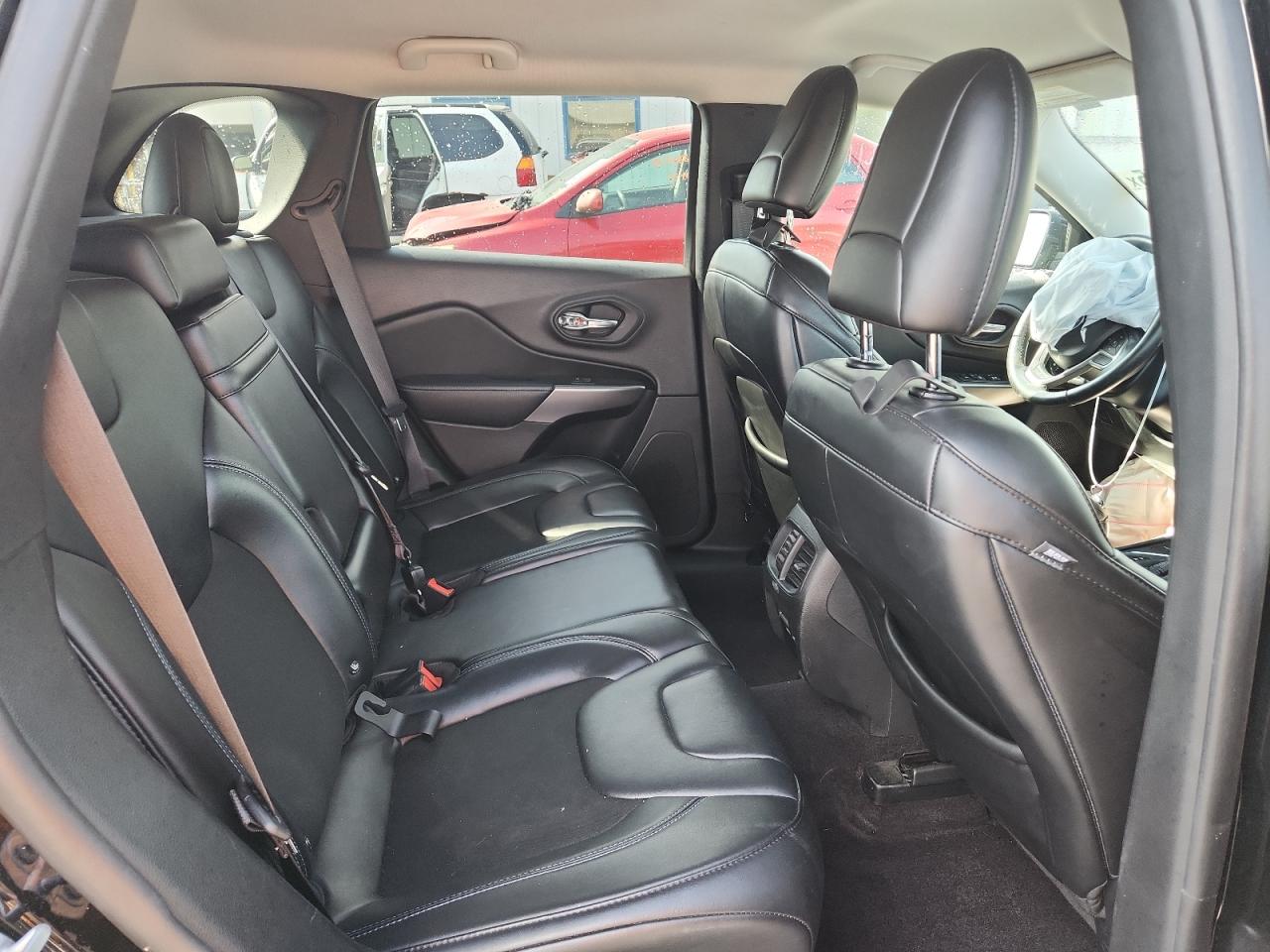 2019 Jeep Cherokee Latitude Plus VIN: 1C4PJMLB8KD199018 Lot: 84616375