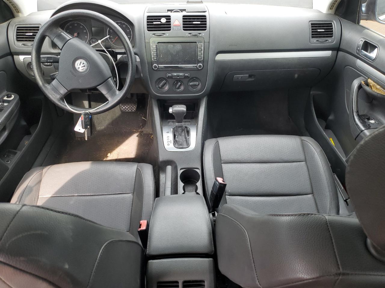 2006 Volkswagen Jetta 2.5 Option Package 1 VIN: 3VWSF71K76M678330 Lot: 70476645